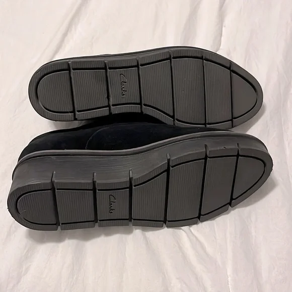 Clarks Memory Foam Loafers - Picture 5 of 6